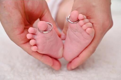 博尔塔拉蒙古孕妇多久肚子变大